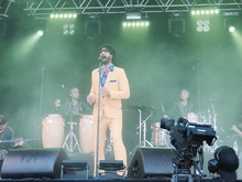 Carousel / Müslüm / Y'akoto / Milky Chance / Sunrise Avenue / Jan Delay on Aug 29, 2015 [162-small]