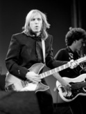 Tom Petty And The Heartbreakers / Lone Justice on Jul 9, 1985 [481-small]