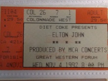 Elton John on Nov 4, 1992 [504-small]