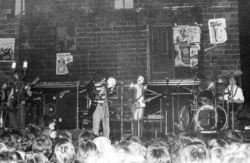 Sensational Alex Harvey Band on May 26, 1975 [587-small]