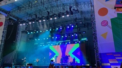 The Jacksons / UB40 / Buena Vista All Stars / Myst / Aterciopelados on May 25, 2024 [978-small]