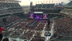 One Direction on Sep 1, 2015 [103-small]