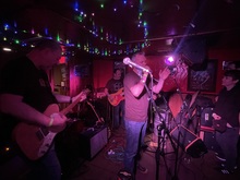 Swansea Sound / Jeanines / The Owners on Jun 5, 2024 [201-small]