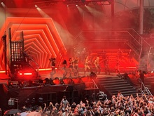 Dua Lipa / Carlita on Jun 5, 2024 [385-small]