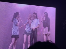 BLACKPINK on Nov 20, 2022 [527-small]