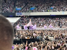Taylor Swift / Paramore on Jun 7, 2024 [512-small]