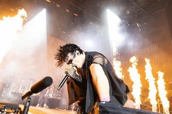 Yungblud / Only The Poets on Jun 9, 2024 [032-small]