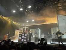The 1975 / Bonnie Kemplay on Jan 16, 2023 [469-small]