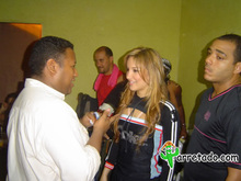 Babado Novo (Claudia Leitte) on Jul 2, 2004 [589-small]