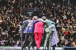 BTS / TWICE / Seventeen (SVT) / Momoland / Heize / Sunmi on Dec 14, 2018 [598-small]
