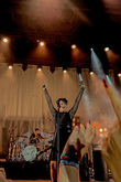 Yungblud / Only The Poets on Jun 10, 2024 [914-small]