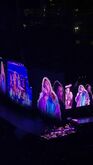 Taylor Swift / Sabrina Carpenter on Nov 17, 2023 [999-small]