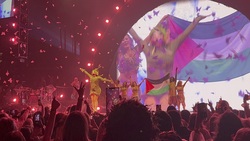 Melanie Martinez / Beach Bunny / Sofia Isella on Jun 13, 2024 [434-small]
