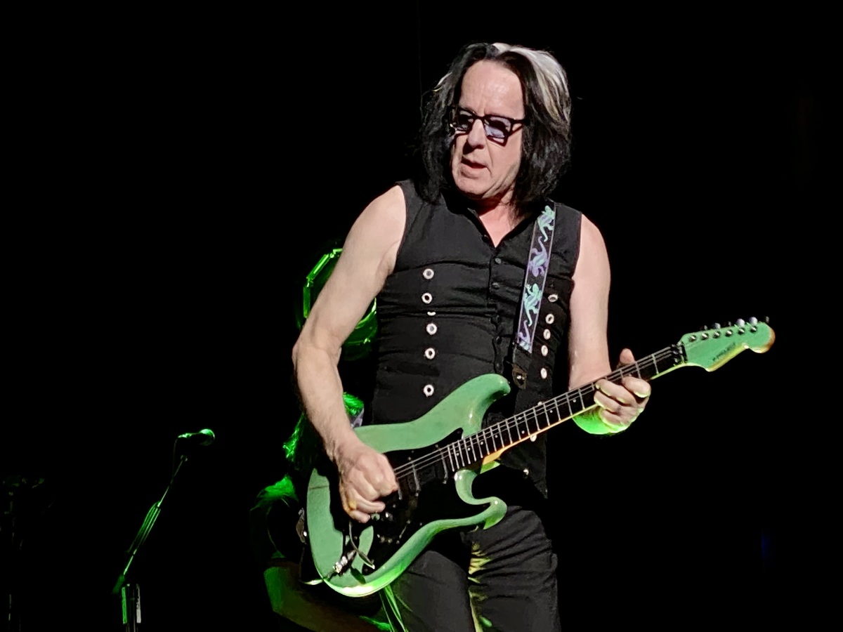 Todd Rundgren Concert & Tour History (Updated for 2024) | Concert Archives