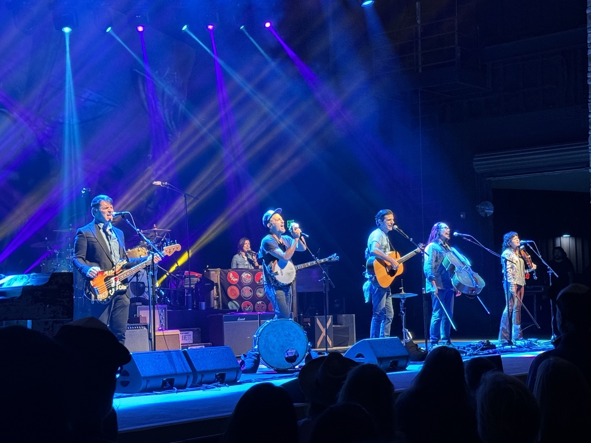 Concert History of Vina Robles Amphitheatre Paso Robles, California