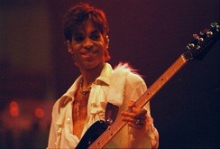 Prince on May 8, 1998 [030-small]
