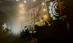 blink-182 / Sugarcult / The Kinison on Dec 7, 2004 [868-small]