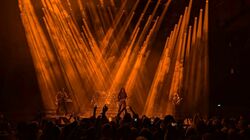 Lenny Kravitz / Devon Ross on Jun 23, 2024 [764-small]