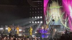 Red Hot Chili Peppers / Ice Cube / Irontom on Jun 26, 2024 [437-small]
