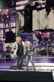Rod Stewart / Cyndi Lauper on Jul 15, 2017 [452-small]