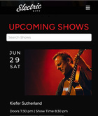Kiefer Sutherland / Rocco DeLuca on Jun 29, 2024 [264-small]