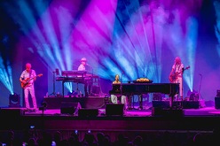 Sarah McLachlan / Feist on Jun 29, 2024 [972-small]