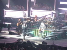 Queen / Adam Lambert on Jul 10, 2019 [122-small]