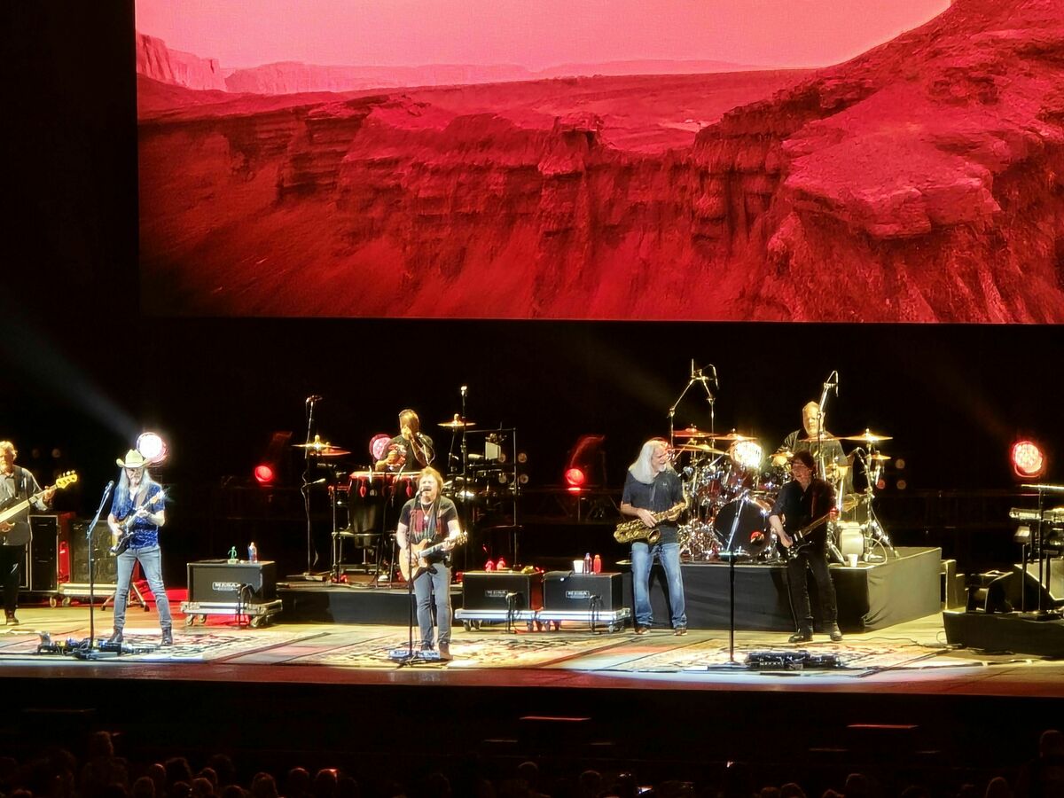 Robert Cray Concert & Tour History (Updated for 2025) | Concert Archives