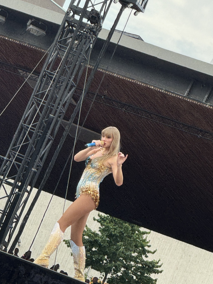  Concert History of Stadion Letzigrund Zürich, Zürich, Switzerland Motiv 