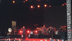 Tom Jones / AJ Brown on Jun 26, 2016 [827-small]