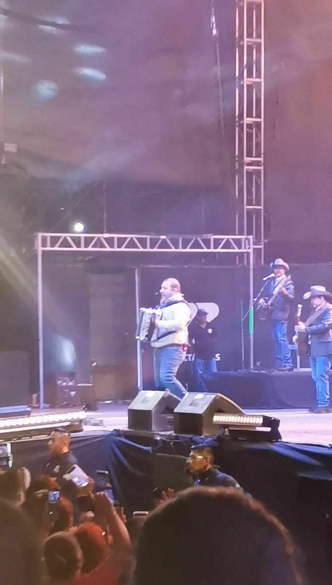 Pesado Concert Tour History Updated For 2026 Concert Archives