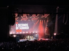 5 Seconds of Summer / Meet Me @ the Altar on Sep 1, 2023 [395-small]
