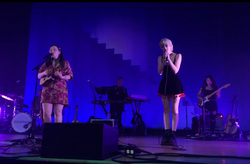 mxmtoon / Chloe Moriondo on May 5, 2022 [708-small]