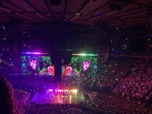 Harry Styles / Jenny Lewis on Oct 16, 2021 [961-small]