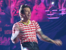 Harry Styles on May 20, 2022 [056-small]