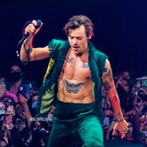 Harry Styles / Jenny Lewis on Nov 17, 2021 [906-small]