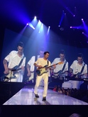 Maroon 5 / Neon Trees / Owl City / Rozzi on Mar 1, 2013 [910-small]