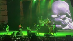 Breaking Benjamin / New Medicine on Jul 20, 2024 [655-small]