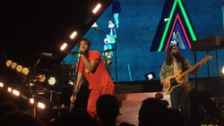 Cold War Kids / Joywave / Young the Giant on Sep 9, 2017 [909-small]