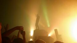 Vinyl Theatre / Misterwives / Twenty One Pilots on Sep 6, 2014 [463-small]
