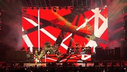 Sammy Hagar / Joe Satriani / Michael Anthony / Jason Bonham / Loverboy on Jul 19, 2024 [653-small]