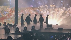 Tomorrow x Together on Jun 5, 2024 [766-small]