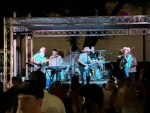 tags: The Nashville Nights Band, Wilmington, North Carolina, United States, The Eagle's Dare - The Nashville Nights Band / J. Sales on Jul 19, 2024 [872-small]