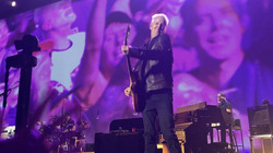 Pearl Jam / Andrew Watt / Chad Smith / Deep Sea Diver on May 22, 2024 [092-small]