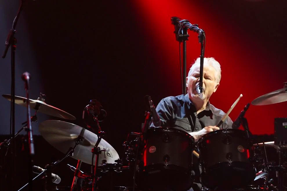 Steely Dan Concert & Tour History (Updated for 2024 2025) Concert