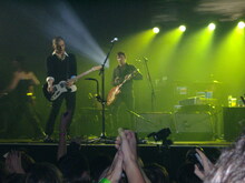 Placebo / Archie Bronson Outfit / Howling Bells on Dec 10, 2006 [253-small]