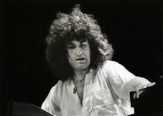 The Moody Blues / Jimmy Spheeris on Nov 9, 1979 [322-small]