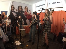 HAIM on Jun 17, 2017 [029-small]