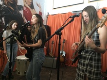 HAIM on Jun 17, 2017 [032-small]