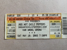 Red Hot Chili Peppers / The Mars Volta / Queens of the Stone Age on May 10, 2003 [695-small]